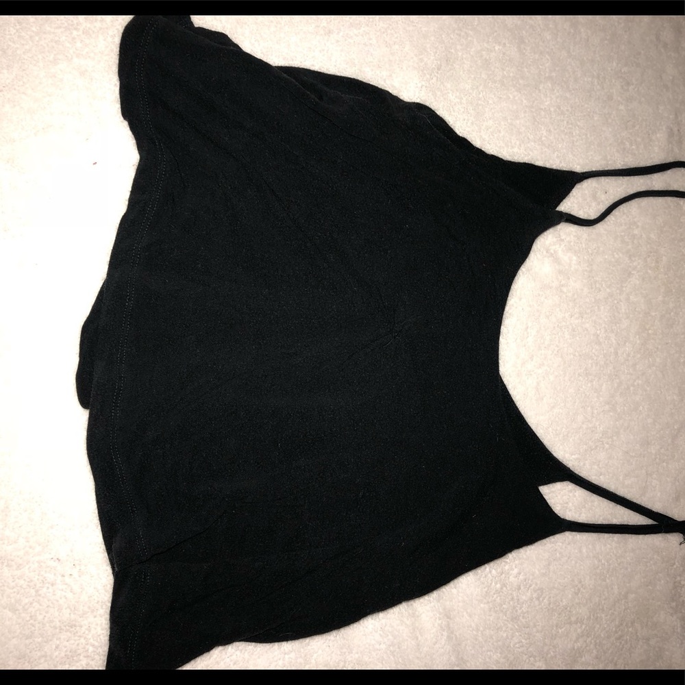 Brandy Melville cropped flowy tank